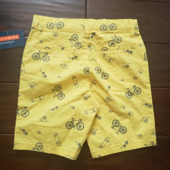 NWT Boys Yellow Old Navy Shorts - Picture 3 of 3